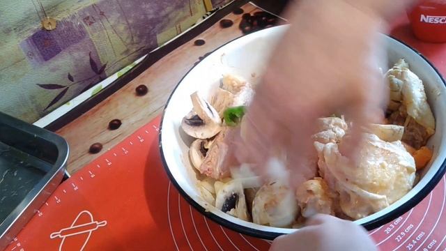 КУРИЦА С ОВОЩАМИ В ДУХОВКЕ/ chicken with vegetables/@ВКУСНАЯ КУХНЯ.Готовим для семьи смотреть онлайн