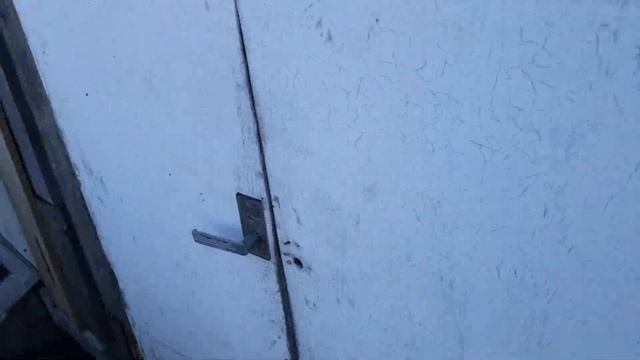 Перевозим кур и козы на зиму из дачи в гараж. Переделка гаража в сарай для коз и кур. смотреть онлайн