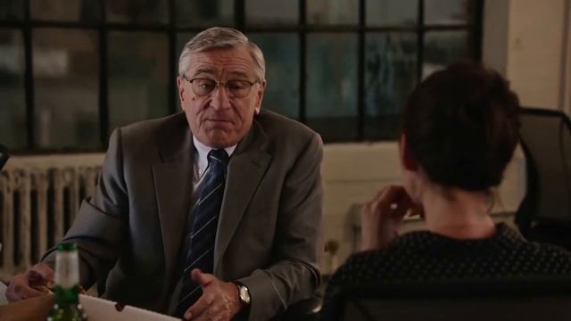 -Вы работали в этом здании? -Почти 40 лет / Стажёр / HD смотреть онлайн