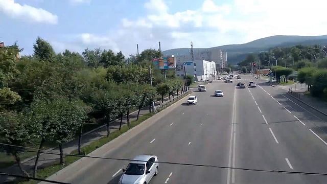 Трафик движения, ул. Матросова, Красноярск 2021г, прогулка в районе ХМЗ. смотреть онлайн