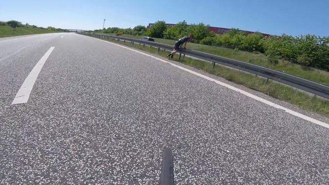 2018 Radrace fixed42 Autobahn crash on the beginning of the race смотреть онлайн