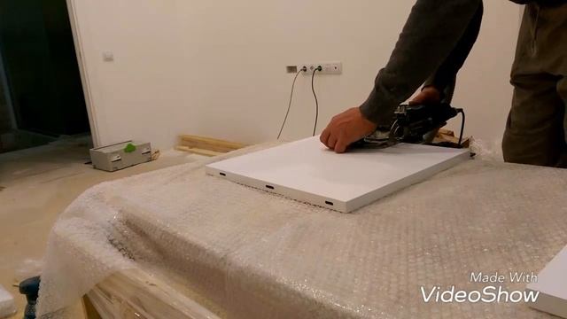Глянцевая тумба под TV сборка на Domino смотреть онлайн