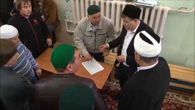 Умар-хазрат Идрисов: Закир Гаязов против проведенного им же собрания в мечети "Тауба" 27.09.2013. смотреть онлайн