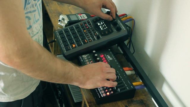 Backroom Beats - Erica Synths LXR-02 + Roland SP-404mkII смотреть онлайн