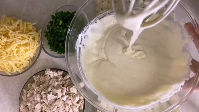 Легкие блины с клюквеной заправкой