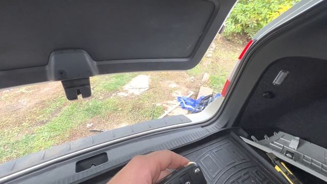 ремонт привода багажника и ремонт замка багажника skoda octavia a7 смотреть онлайн