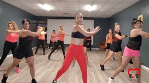 Abdominales de pie / Cardio Dance Fitness