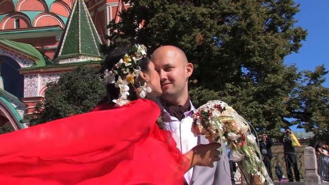 На кабриолете по Москве смотреть онлайн