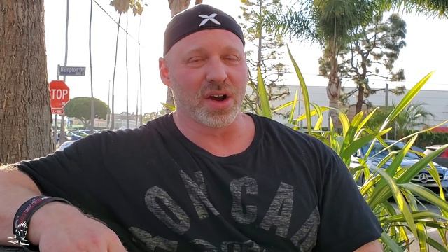 SILVIO SAMUEL CRUSHES TRICEPS, MERLIN STYLE! смотреть онлайн