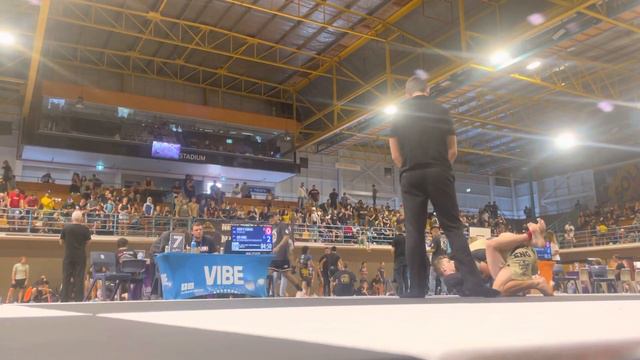 Ben Hibbs vs Drew oConnor смотреть онлайн
