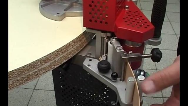 Станок кромкооблицовочный ручной Manual смотреть онлайн
