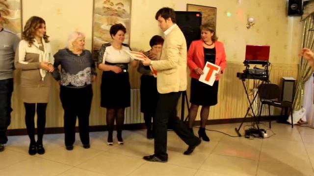 Юбилей у мамы. Конкурсы от тамады. Начало смотреть онлайн