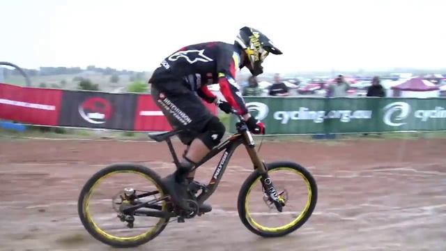 hutchinson ur team australian national champs 1280x720 смотреть онлайн