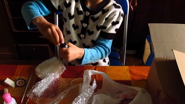 Посылка с шелаком смотреть онлайн