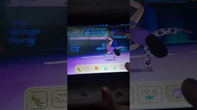 Игру в Школу Танцев Она у меня Взломанная смотреть онлайн