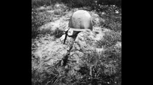 день победы - На фотографии в газете песня из кф Солдатик под гитару