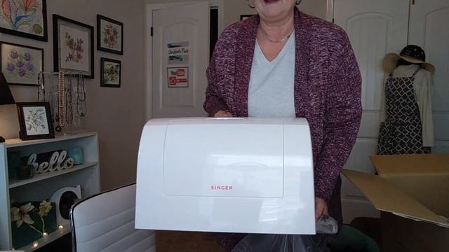 Singer Quantum Stylist 9960 Sewing Machine Unboxing смотреть онлайн