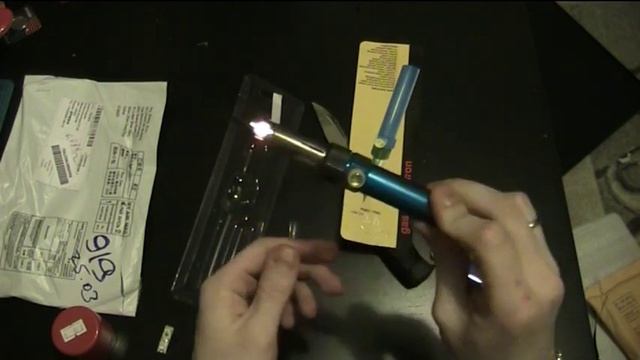 Газовый паяльник. Gas Blow Torch Soldering Solder Iron Gun Butane Cordless Woolelding Pen Burner смотреть онлайн