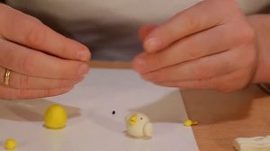 Как легко и просто слепить цыпленка из пластилина. Цыпленок из пластилина. Лепка цыпленка.