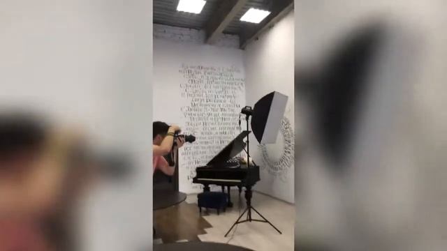 Бэкстейдж каталожной фотосессии в студии Art Space смотреть онлайн