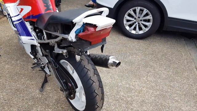 Honda CBR 600F 1998 (S Reg) FV-FW Model - 47000 miles - CAT B write off смотреть онлайн
