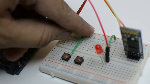 Arduino Bluetooth Android - LED Controller Project смотреть онлайн