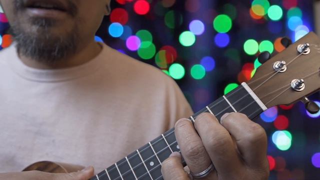 CANT HELP FALLING IN LOVE, EASY UKULELE TUTORIAL смотреть онлайн