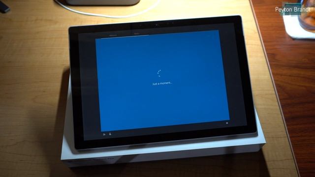 Microsoft Surface Pro 7 Unboxing and Setup смотреть онлайн