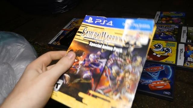 YES! I REALLY FOUND ONE!! Gamestop Dumpster Dive Night #338 смотреть онлайн