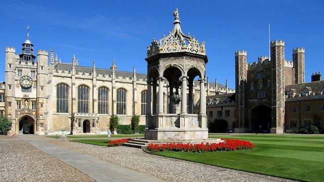 Universities in the United Kingdom | Wikipedia audio article смотреть онлайн