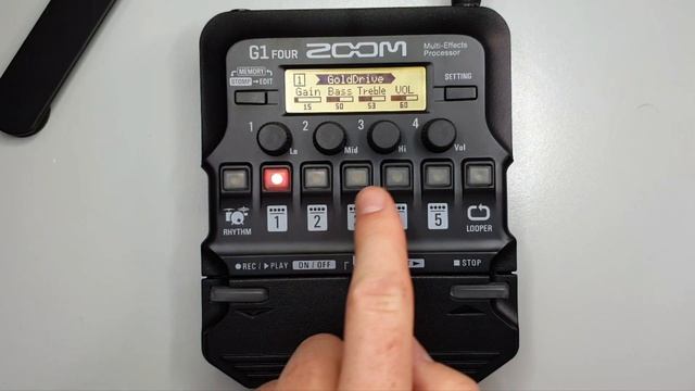 #001 - #025 - ZOOM G1 FOUR Mini Tutorials Compilation смотреть онлайн