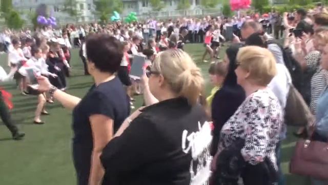Матвей Выпускной 4 класс. Часть 3 смотреть онлайн
