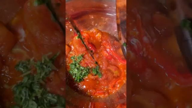 Суп из печёных перцев и томатов ? #food #chef #cooking #soup #tomato #autumn смотреть онлайн