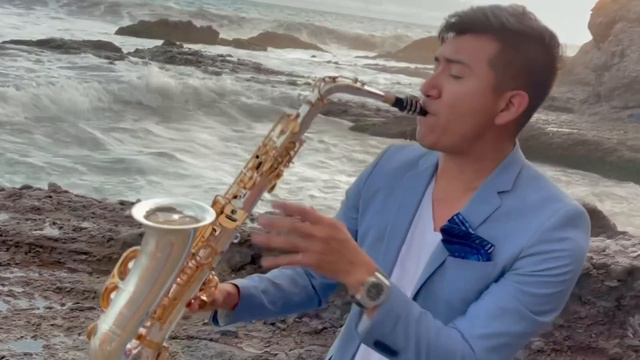 LA CANCIÓN MÁS HERMOSA DE JUAN GABRIEL- SAXOFÓN AU смотреть онлайн