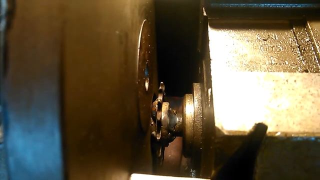 Долбежная голова для НГФ-110 из штоков амортизаторов. Часть 1 смотреть онлайн