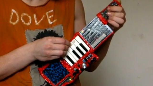 PIGMAN Analog Keytar Synth Bass Drone Circuit Bent 2 смотреть онлайн