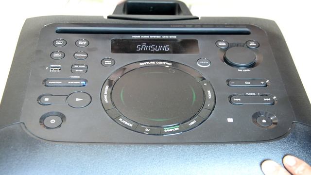 سماعات ومضخم الصوت / Sony MHC-GT4D Portable Personal DJ System смотреть онлайн