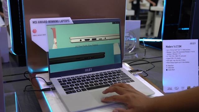 MSI Modern 14 C13M with 13th Gen Intel CPU Hands-On at Computex 2023 смотреть онлайн