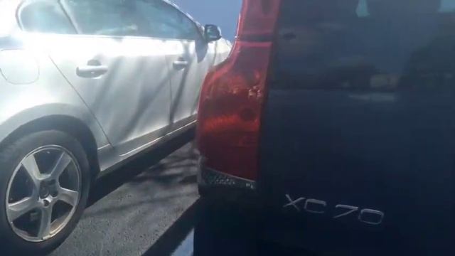 Hi Marc, Joel From Prestige Volvo With The 2007 Volvo XC70 смотреть онлайн