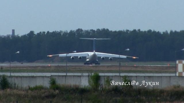 Ил-76МДК RF-75352 Вылет Космонавтов для тренировки на невесомость.