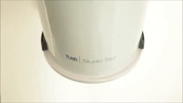 Очистка мусорного контейнера на встроенном пылесосе Aertecnica серии Tubo Studio смотреть онлайн
