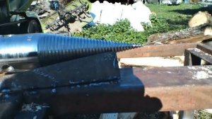 Дровокол «морковка» на тяжелый дизельный мотоблок. Работа над ошибками, после небольших испытаний.