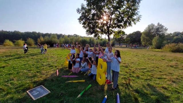 За кадром. Сьемка для выпускного альбома 4 класса. 2021. Veronika Klim 4K смотреть онлайн