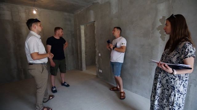 Как выбрать подрядчика для ремонта? Наглядные советы специалиста во второй серии проекта Re:МОНТ смотреть онлайн