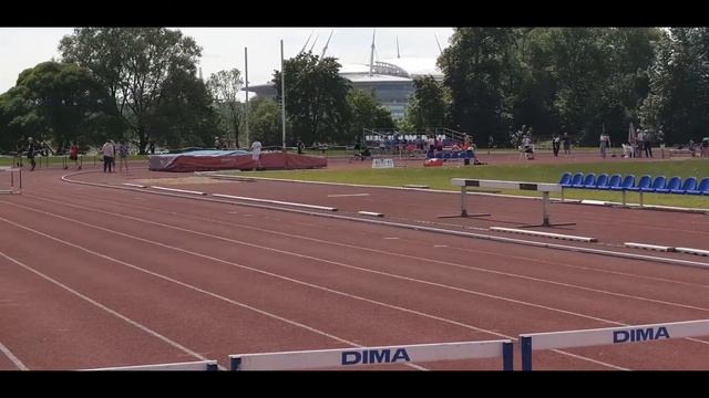 Финальные забеги на 800 м - юноши (СК Приморец, 05.06.2021). смотреть онлайн