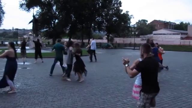 Танцы на набережной смотреть онлайн