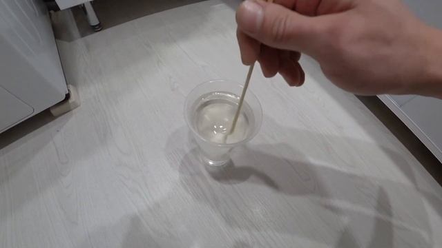 СУПЕР РЕЗУЛЬТАТ ! ИМИТАЦИЯ ПЛИТКИ, ЭПОКСИДКА ИЛИ ЛАК ? СТИЛЬНЫЙ РЕМОНТ ВАННОЙ ЗА КОПЕЙКИ ! СТОЛЫЧ ! смотреть онлайн