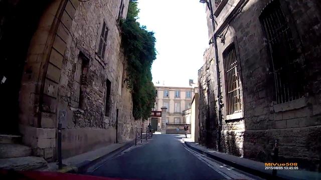 Центр города Авиньон. смотреть онлайн