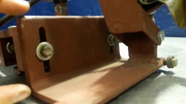 Станок для резки листовой стали своими руками.machine for cutting cheet steel froma grinder смотреть онлайн