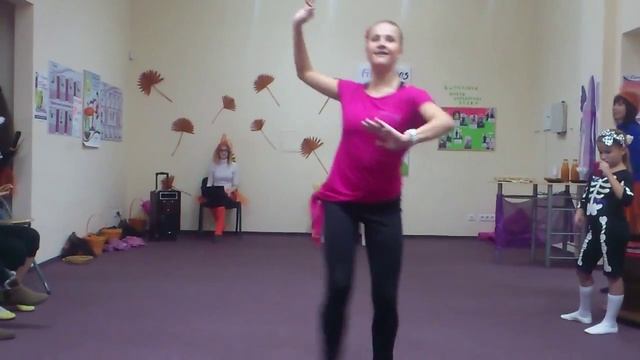 Презентация ОСЕННЕГО ТАНГО в ФитКервс на Тургеневской смотреть онлайн